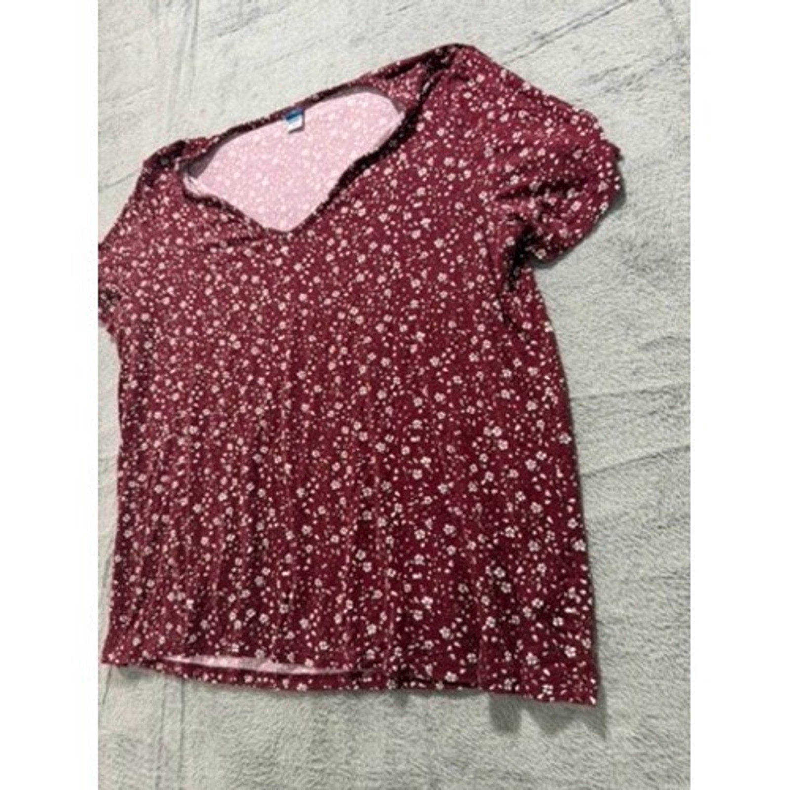 Old Navy Luxe Womens Large Burgundy Floral V-Neck Puff Short Sleeve Top Shirt