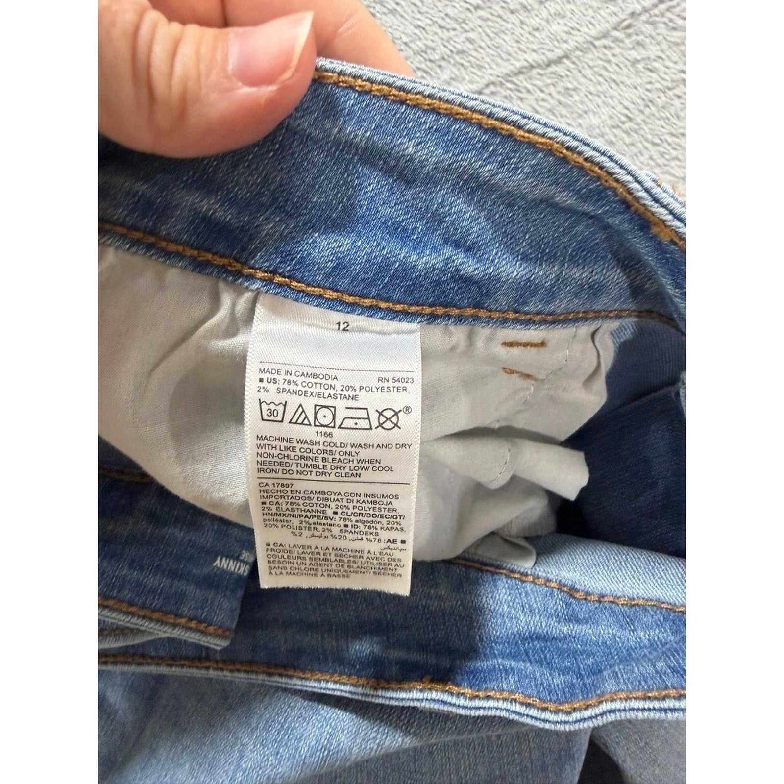 Old Navy Womens Super Skinny Mid Rise Light Wash Blue Denim Jeans Size 12