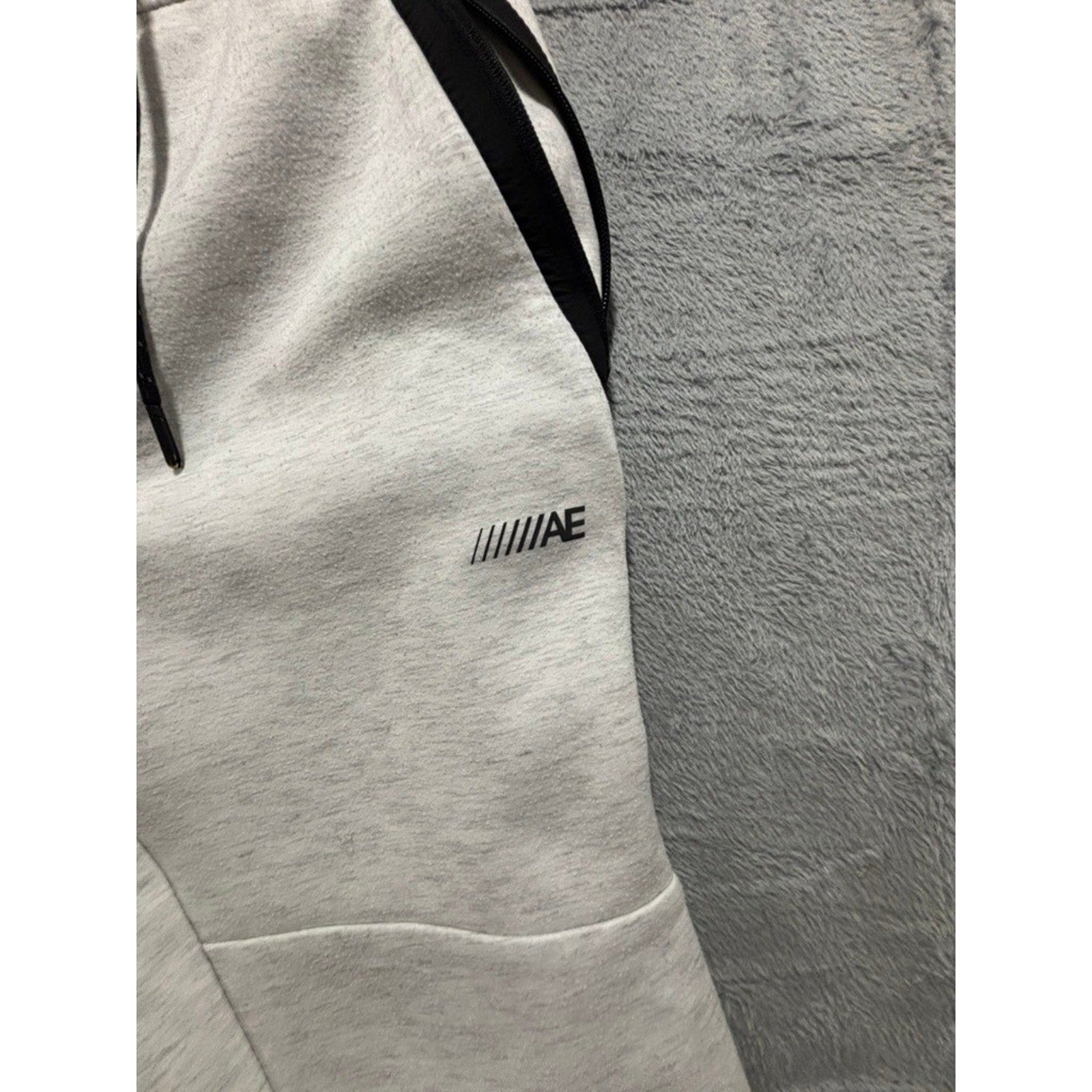American Eagle M Gray Jogger Sweatpants Athleisure Casual Womens