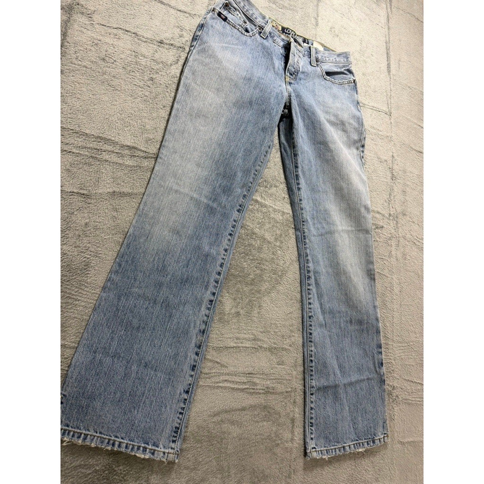 Cruel Girl Low Rise Relaxed Fit Jeans Button Fly Light Wash Denim Size 9 Regular