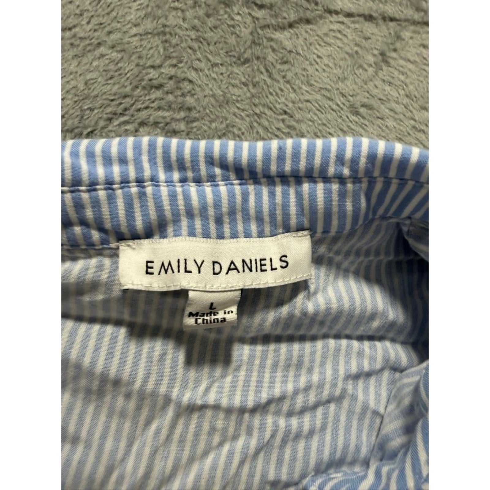 Emily Daniels Button Up Top Womens L Blue White Stripe Tie Front Casual