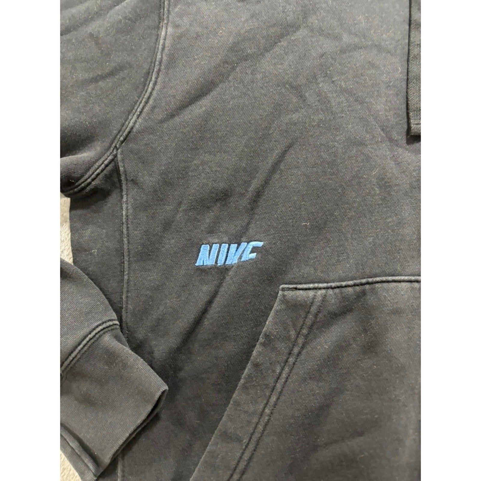 Nike M Black Pullover Hoodie Womens Athleisure Casual Sporty Sweatshirt Crewneck