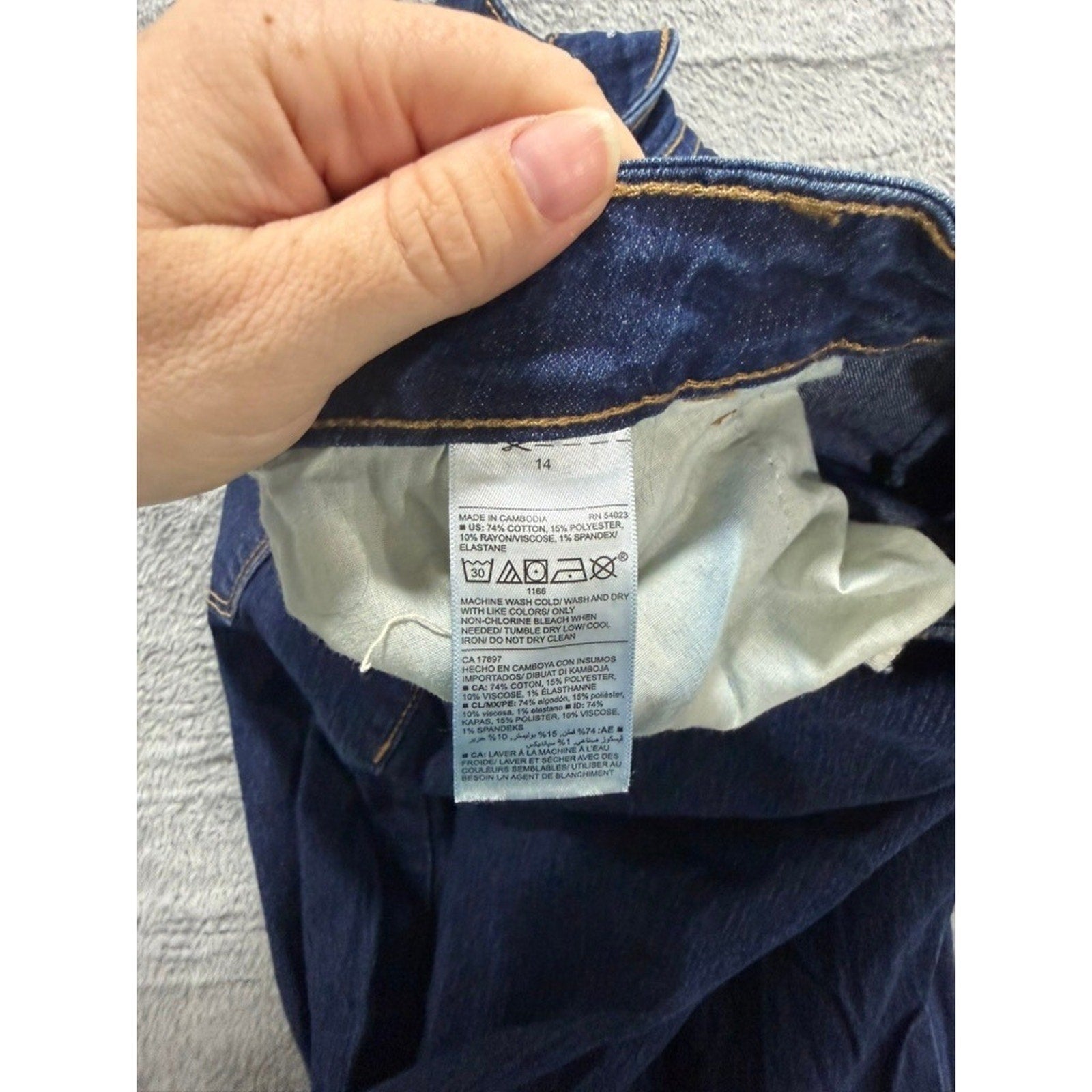 Old Navy Super Skinny Dark Wash Mid Rise Denim Jeans Womens Size 14 Indigo