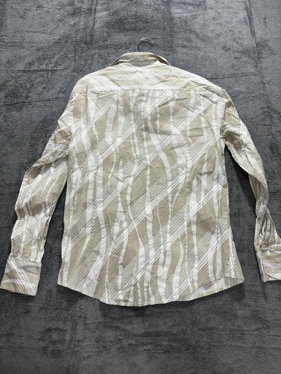 Toku Men's Tan White Print Dress Shirt Size L, photo 4 of 9