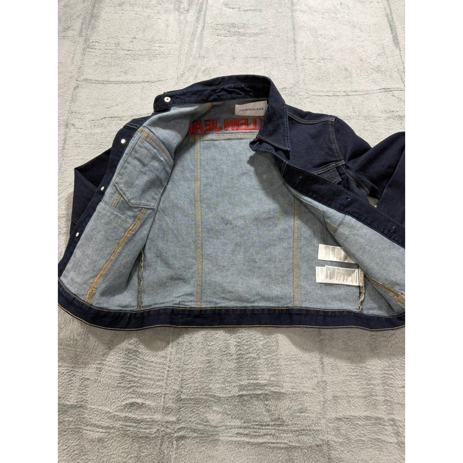 Calvin Klein Jeans Womens Small Dark Indigo Denim Trucker Jacket Red Logo Back