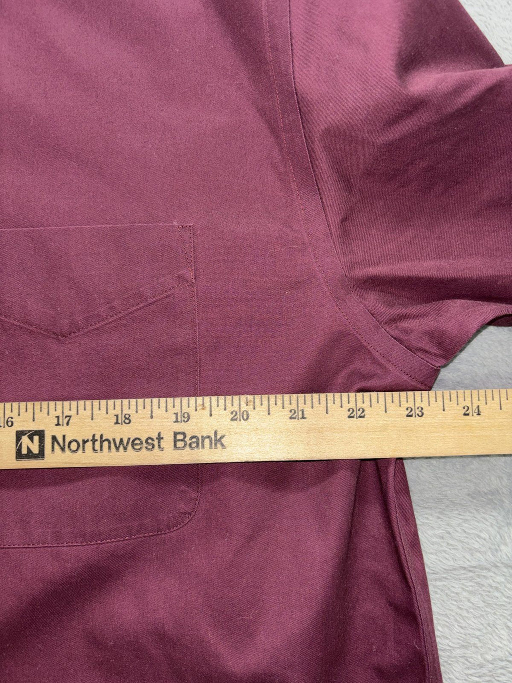 Enro Men's Burgundy Non-Iron Dress Shirt Size L, photo 4 of 8