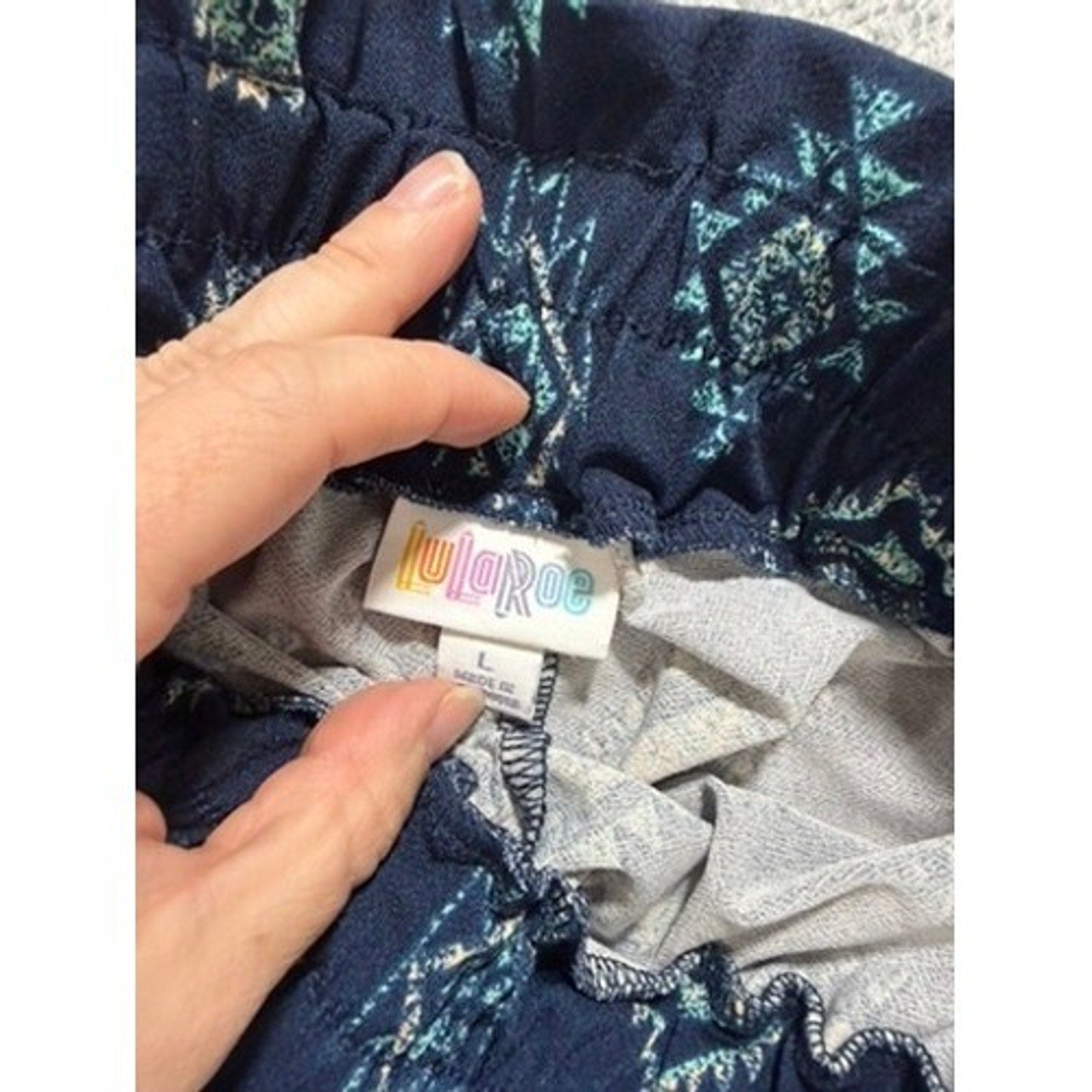 LuLaRoe Ella Shorts Womens Navy Geometric Southwestern Paperbag Waist Large NWT