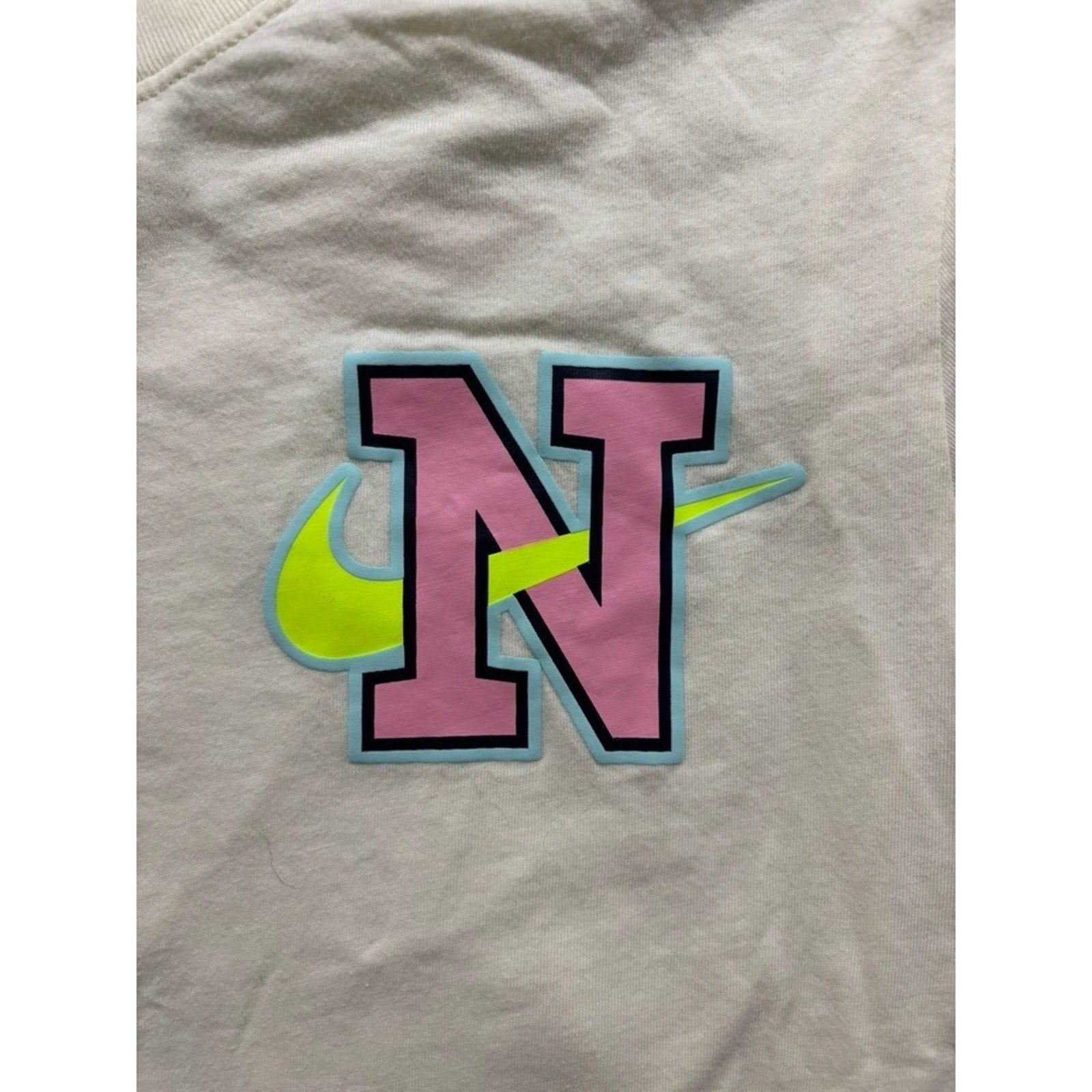 Nike S Cream Graphic T-Shirt Womens Athleisure Casual Short Sleeve Tee