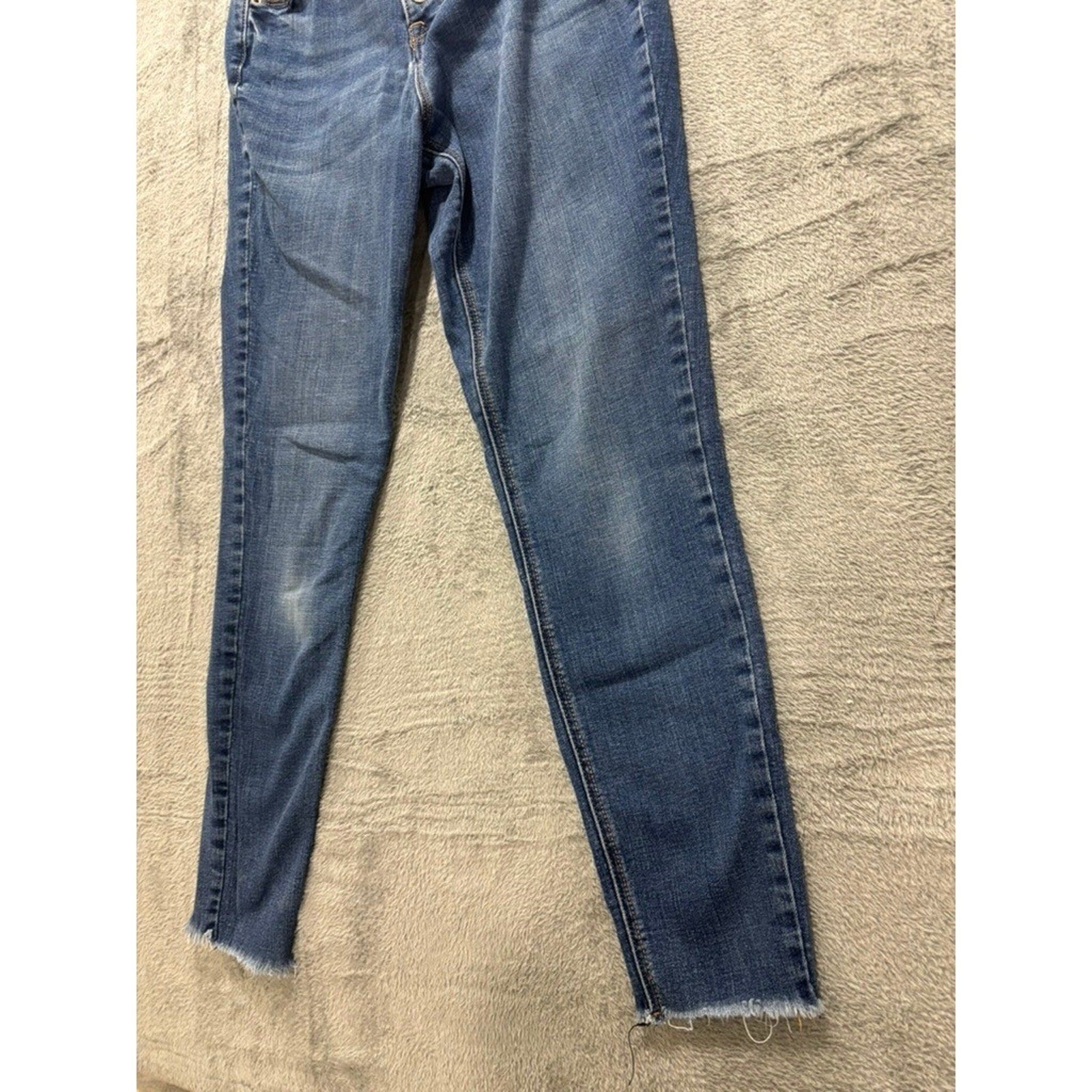 Old Navy Rockstar Super Skinny High Rise Button Fly Womens 6 Jeans Raw Hem Wash
