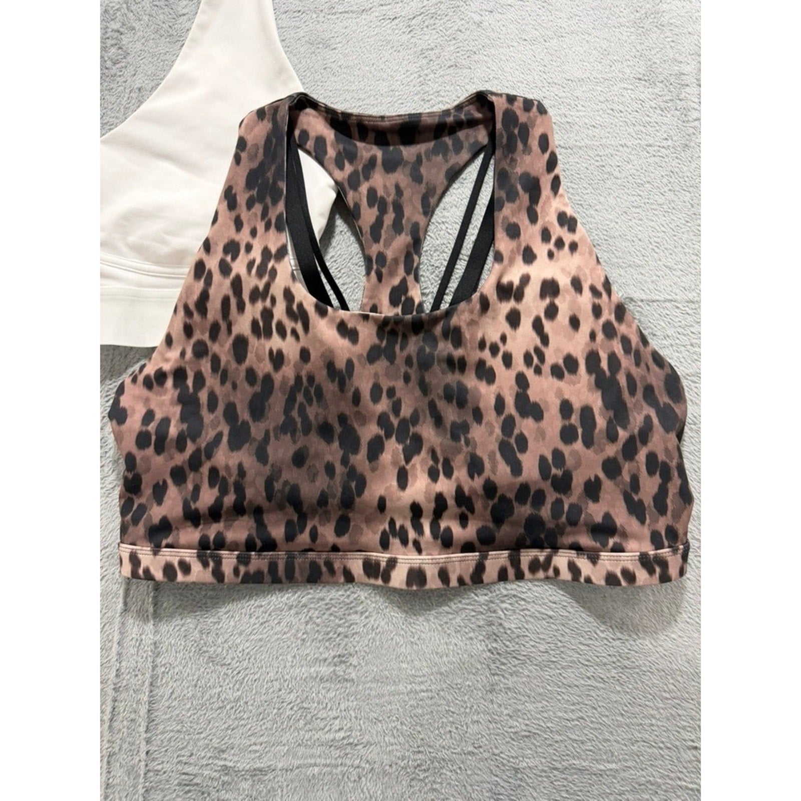 Fabletics Sports Bra Bundle Womens XXL White Leopard Print Racerback Strappy 2pc