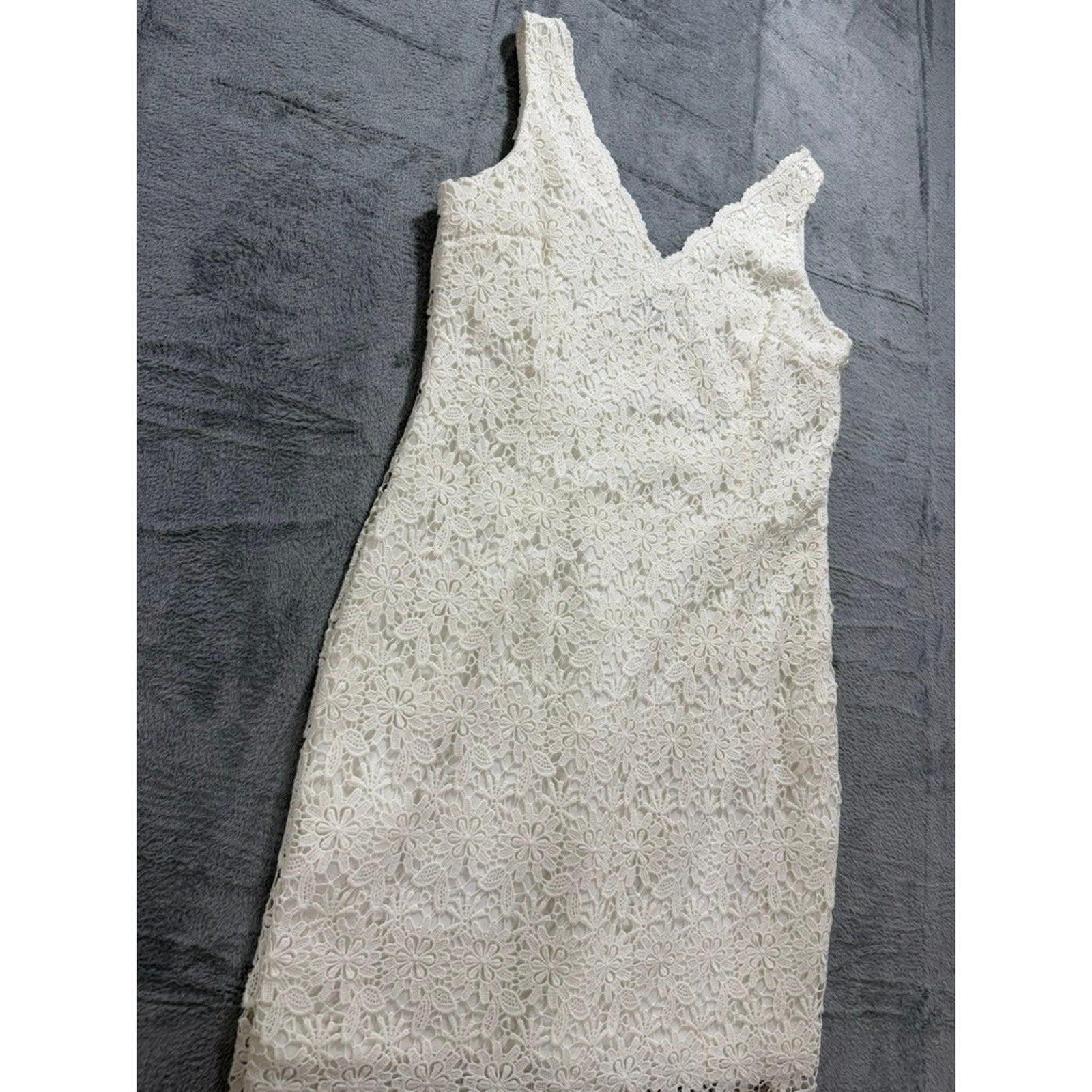 Ann Taylor Women Ivory White Floral Crochet Lace V-Neck Sleeveless Dress 14