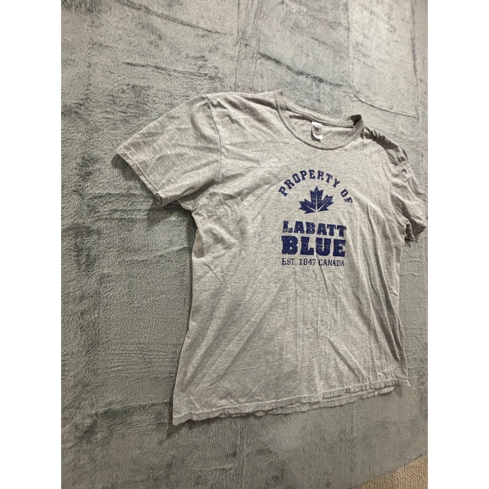 Gildan XL Gray Labatt Blue Beer Graphic T-Shirt Womens Casual Vintage Style