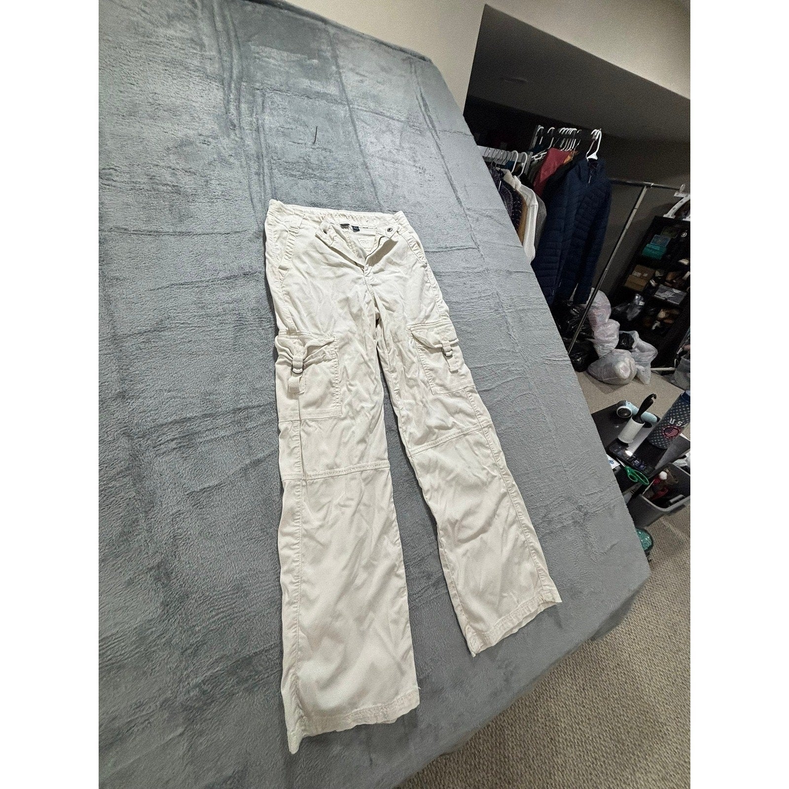 American Eagle 00 Womens Cream Cargo Pants Casual Utility Vintage Stretch Y2K