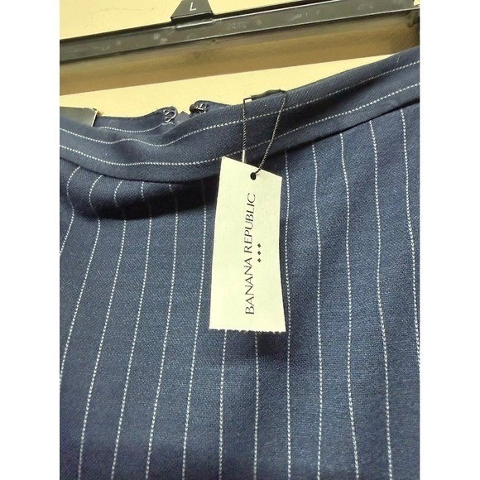 NWT Banana Republic Pinstripe Skirt Navy 4P Chic Pencil Career Workwear Midi