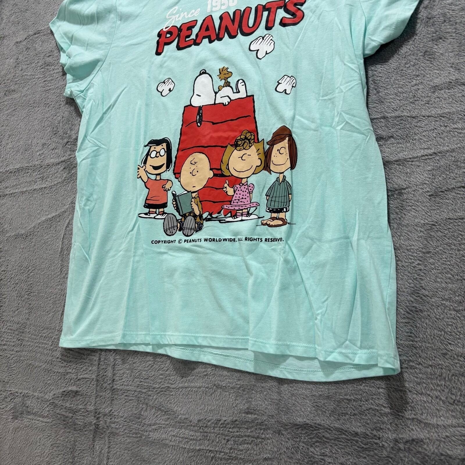 Peanuts Hybrid Womens XL Mint Green Snoopy Graphic T-Shirt Casual Vintage Style