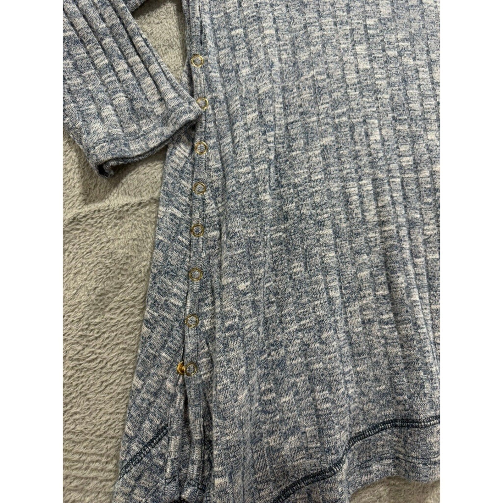 Chicos Top Womens 2 Blue Marled Knit Tunic Asymmetrical Hem Button Side