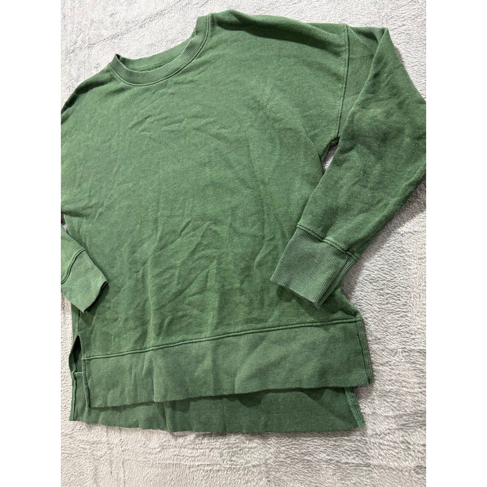 Time and Tru Womens M Green Crewneck Sweatshirt Casual Cozy Pullover
