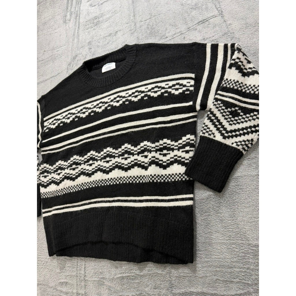 Old Navy Womens Black White Fair Isle Go-Recycled Crewneck Sweater Large Nordic