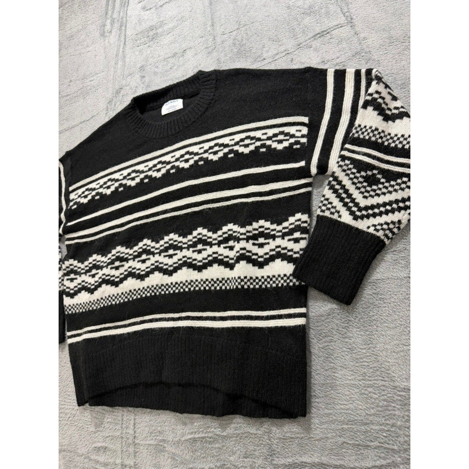 Old Navy Womens Black White Fair Isle Go-Recycled Crewneck Sweater Large Nordic