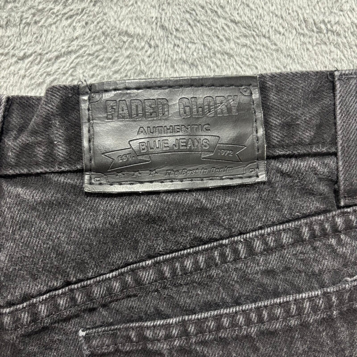 LL Bean Womens 16 PET Black Denim Bermuda Shorts Vintage Casual High Rise