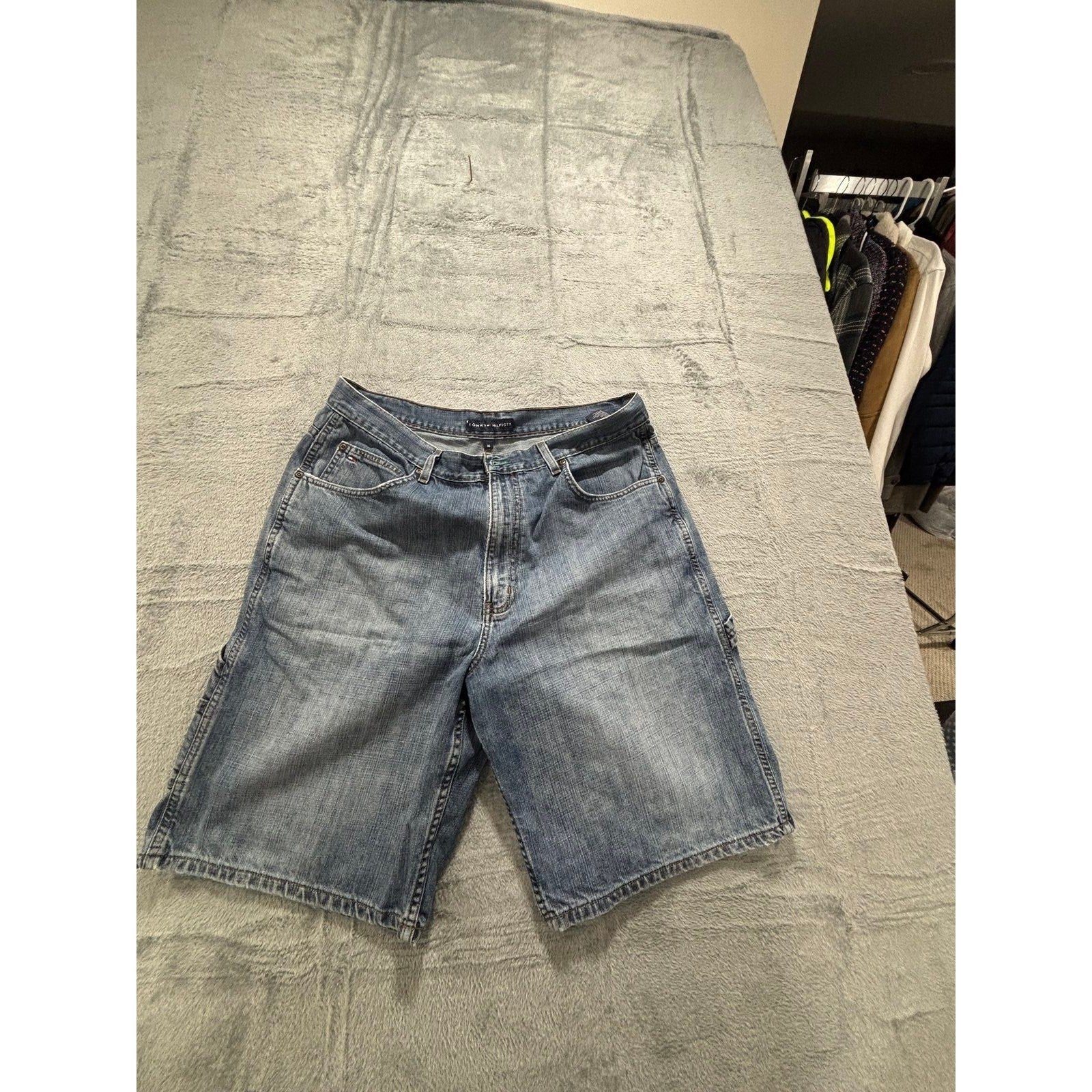 Tommy Hilfiger 36 Blue Denim Carpenter Shorts Mens Vintage Casual 90s Relaxed