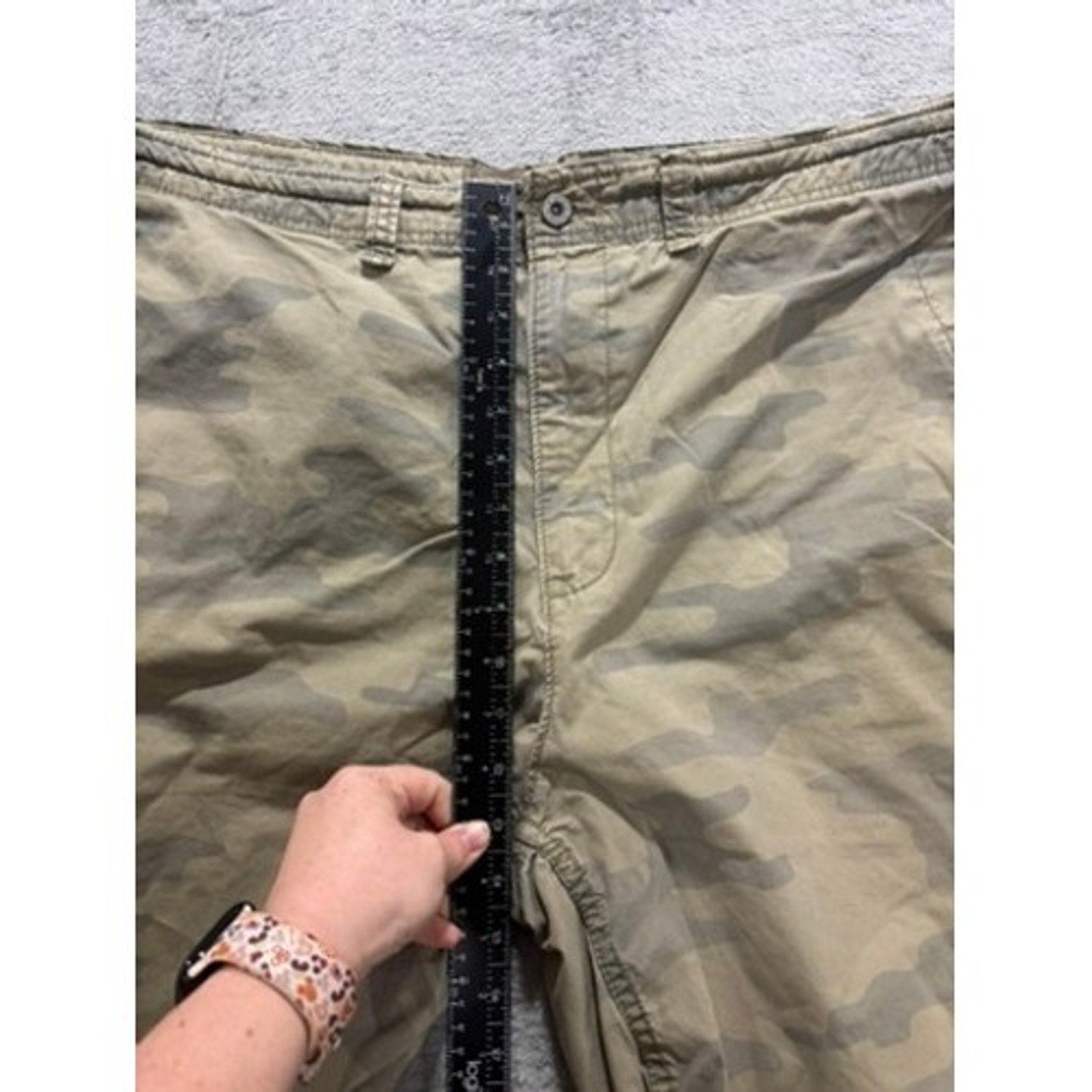 Old Navy Cargo Shorts Mens Size 44 Camo Military Utility Casual Streetwear