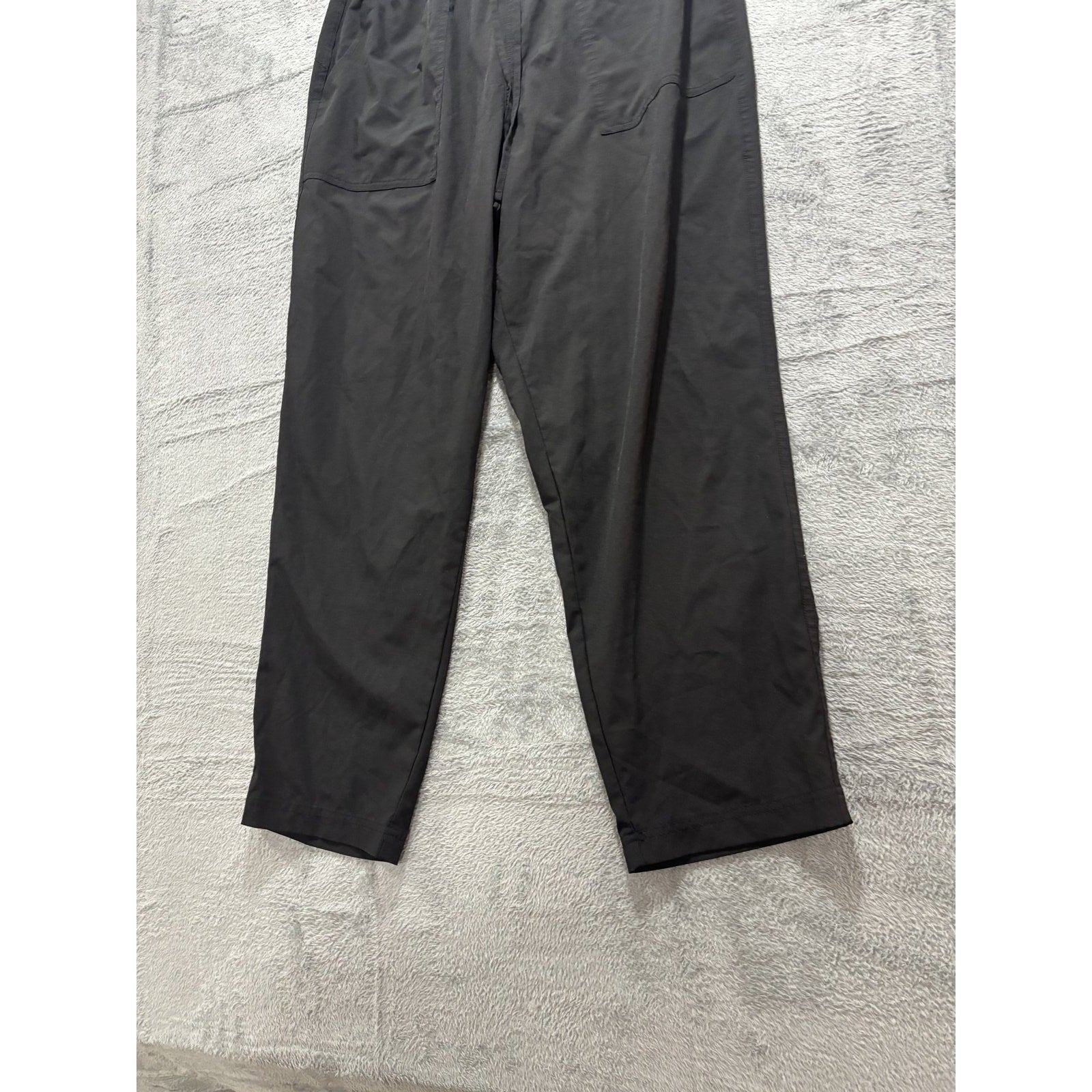 Old Navy Active Womens L Tall Black StretchTech Cargo Jogger Pants Hike Travel