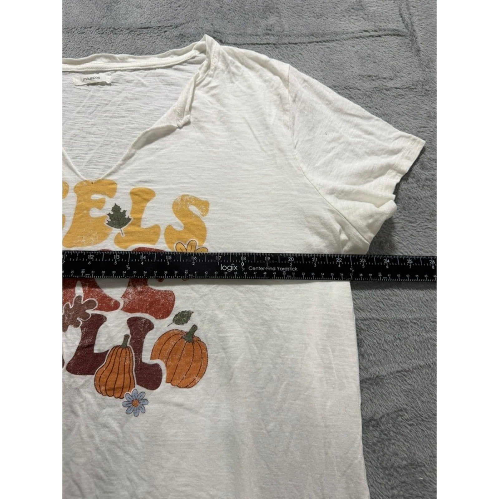 Maurices Womens XXL White Feels Like Fall Pumpkin Graphic Split Neck T-Shirt