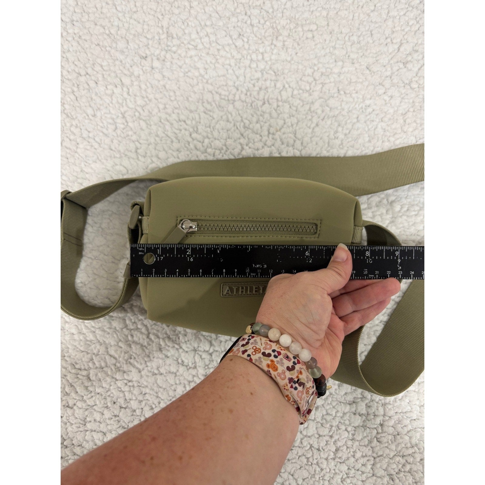 Athleta Olive Green Neoprene Crossbody Belt Bag Sling Fanny Pack Adjustable Hike