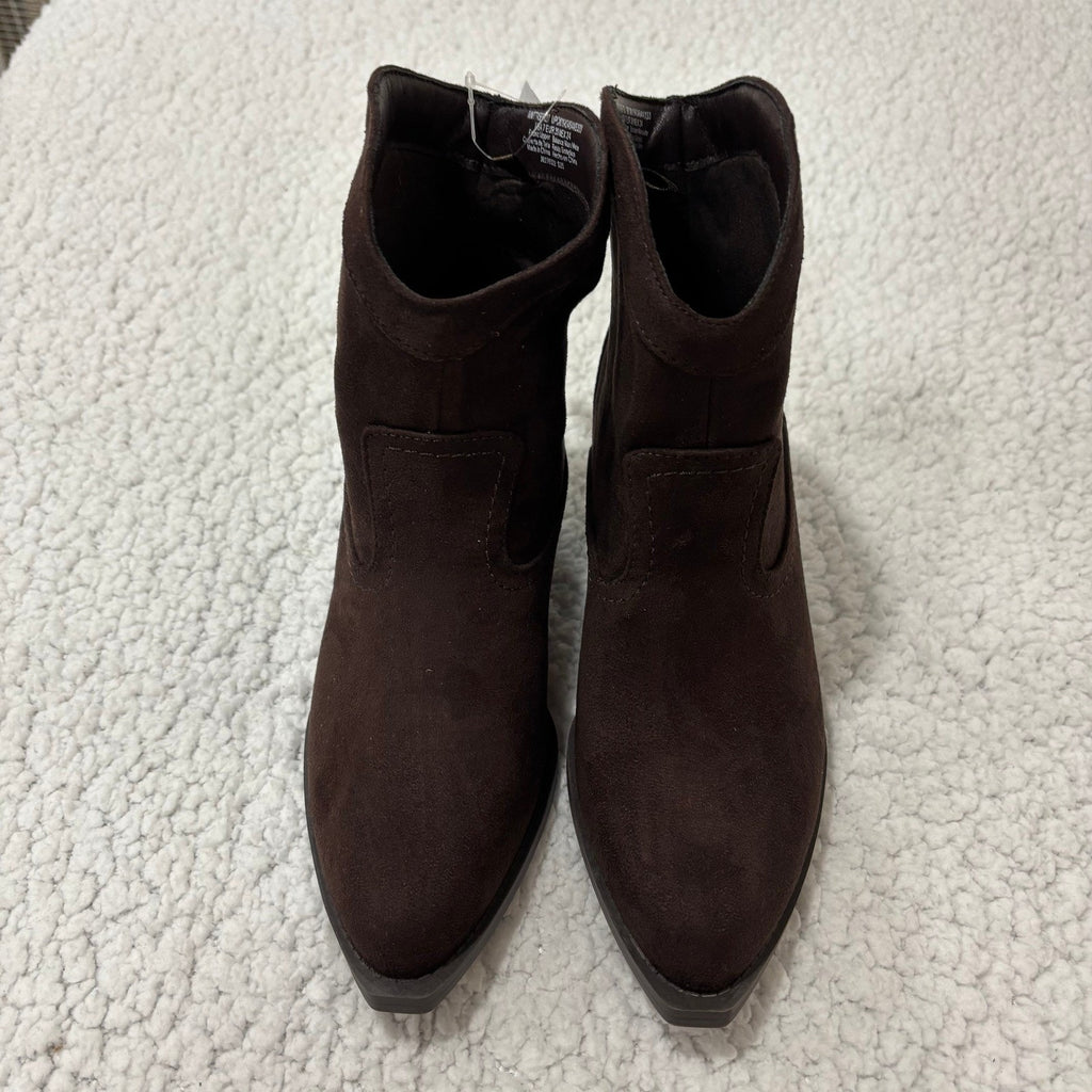 Time and Tru Womens 7 Brown Western Ankle Booties Block Heel Boho Cowgirl Boots