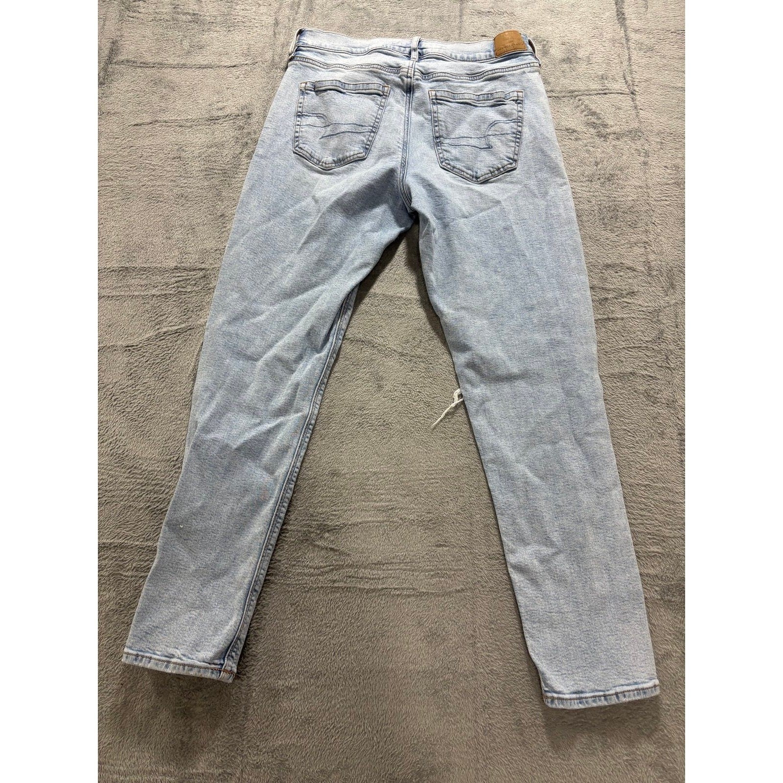 American Eagle 10 Womens Light Wash Distressed Jeans Denim Casual Boho Vintage