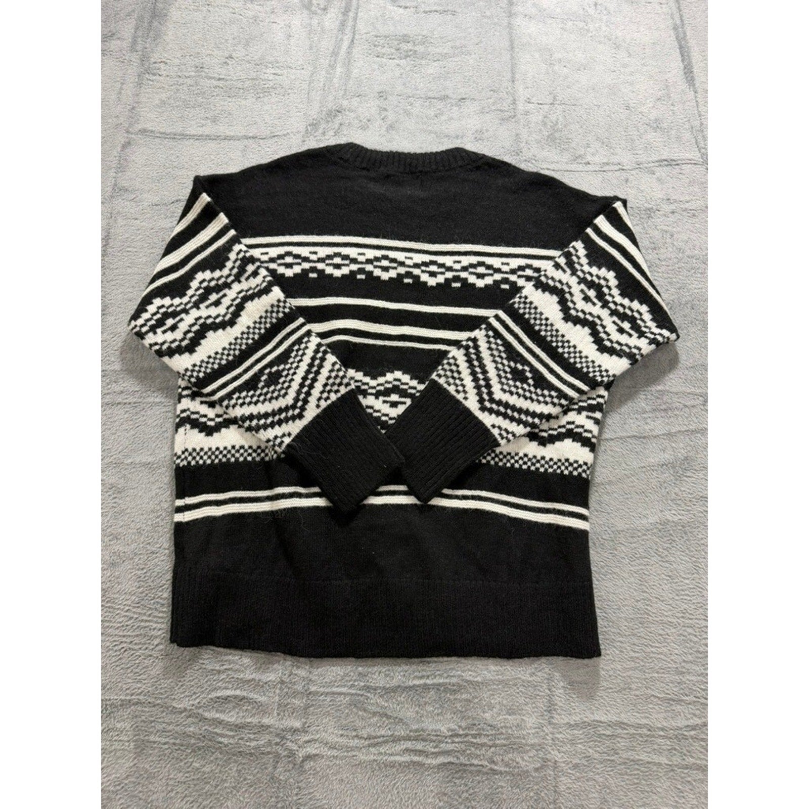 Old Navy Womens Black White Fair Isle Go-Recycled Crewneck Sweater Large Nordic