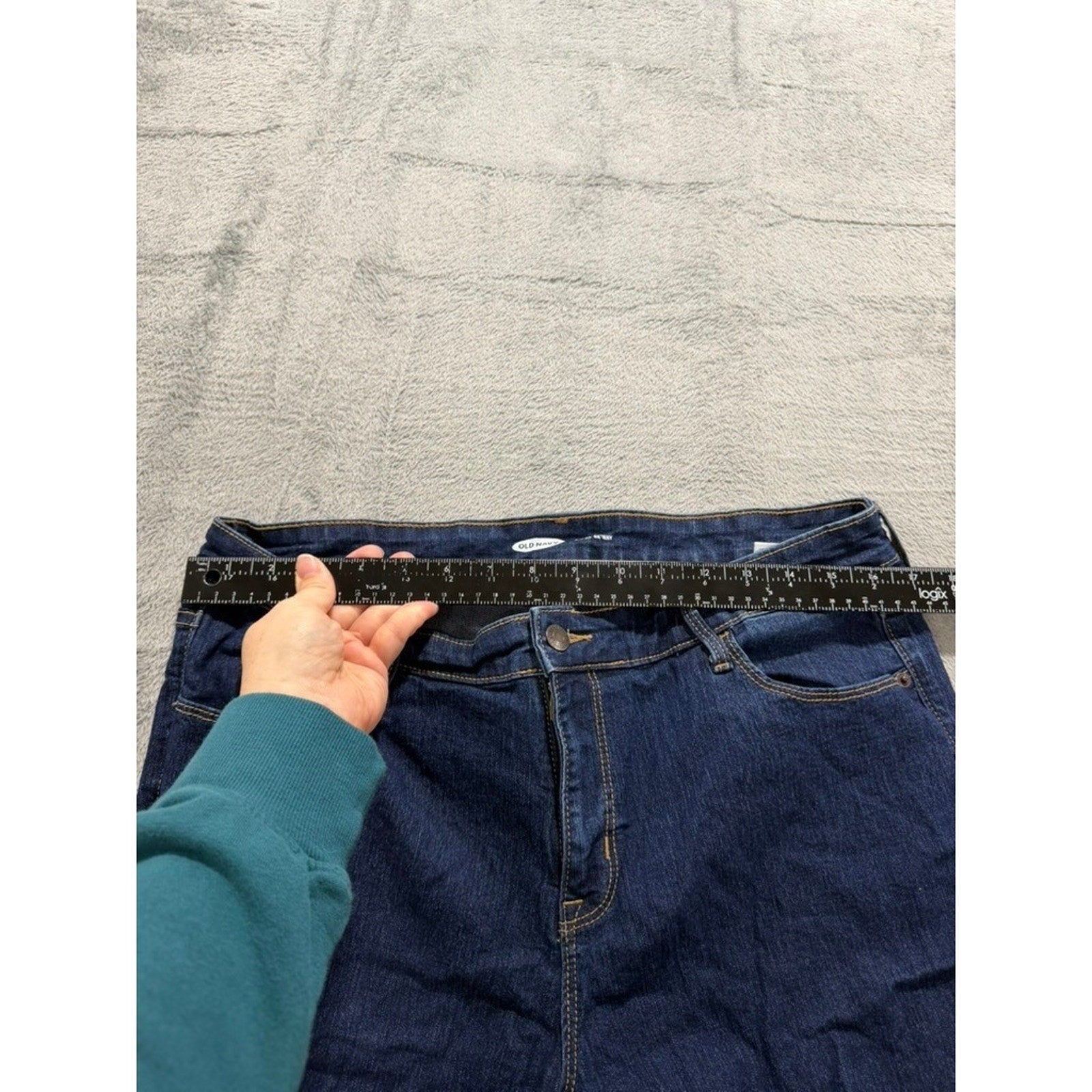 Old Navy Super Skinny Dark Wash Mid Rise Denim Jeans Womens Size 14 Indigo