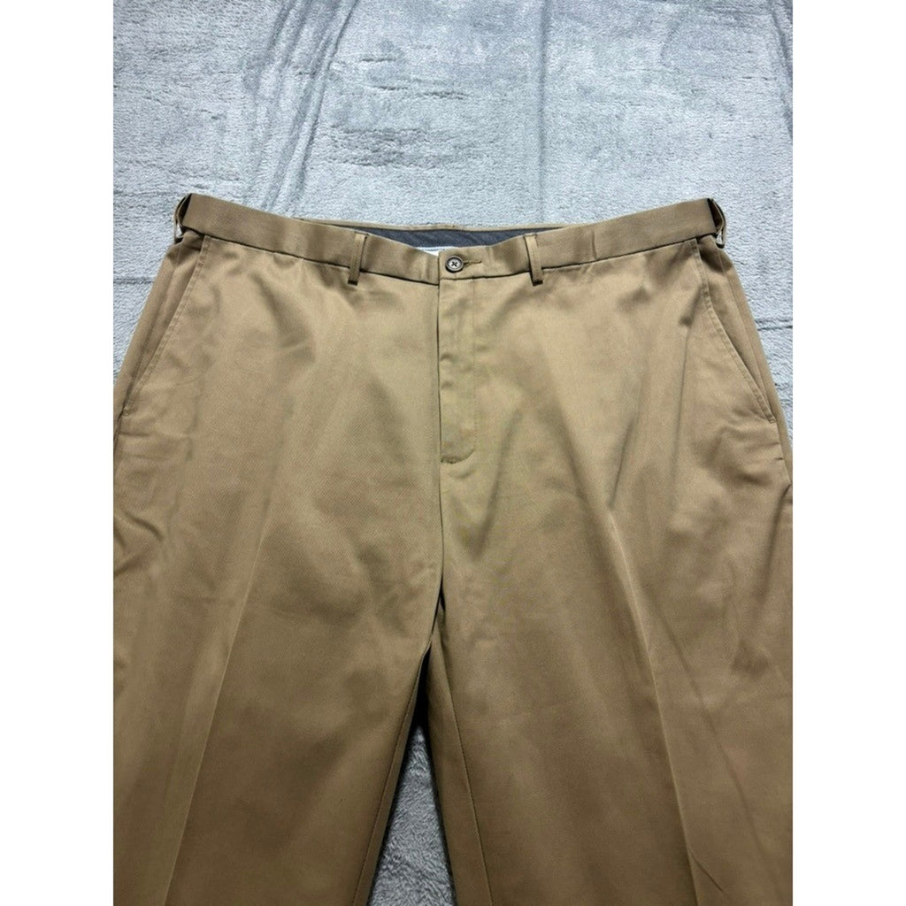 Haggar Khaki Pants Mens 42x29 Classic Fit No Iron Flat Front Dress Chino