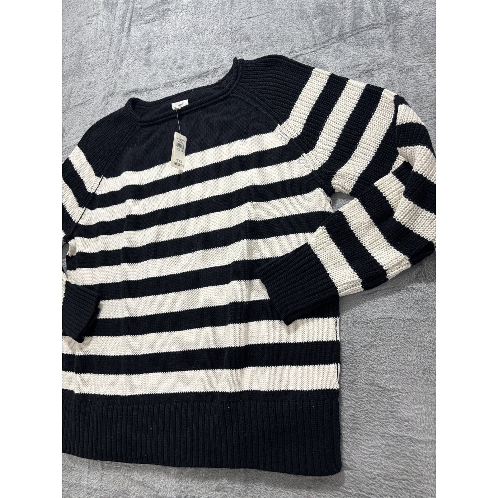 Aerie Womens S Black White Striped Knit Crewneck Sweater Casual Cozy Nautical