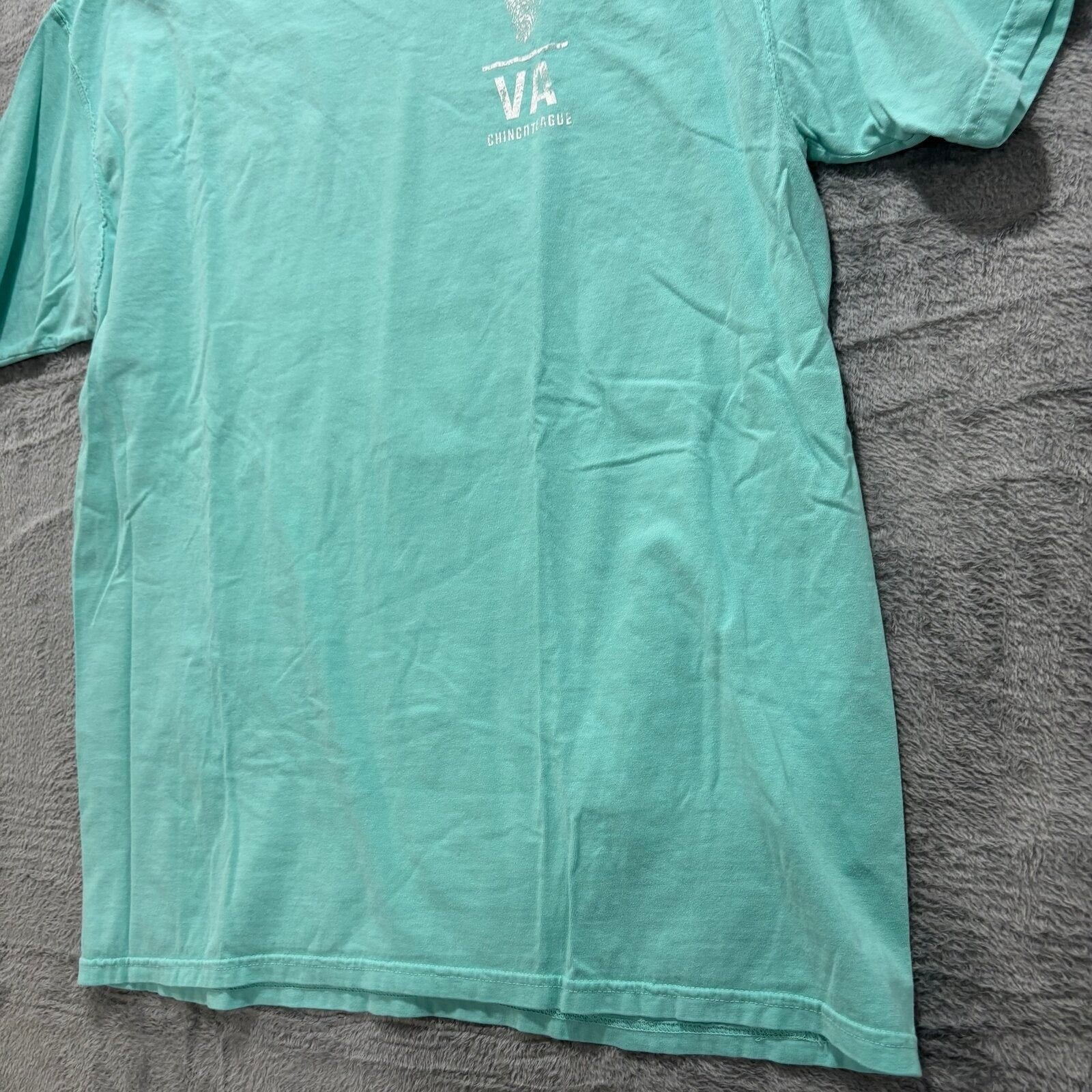 ComfortWash Womens L Aqua Chincoteague VA Graphic T-Shirt Coastal Casual Vintage