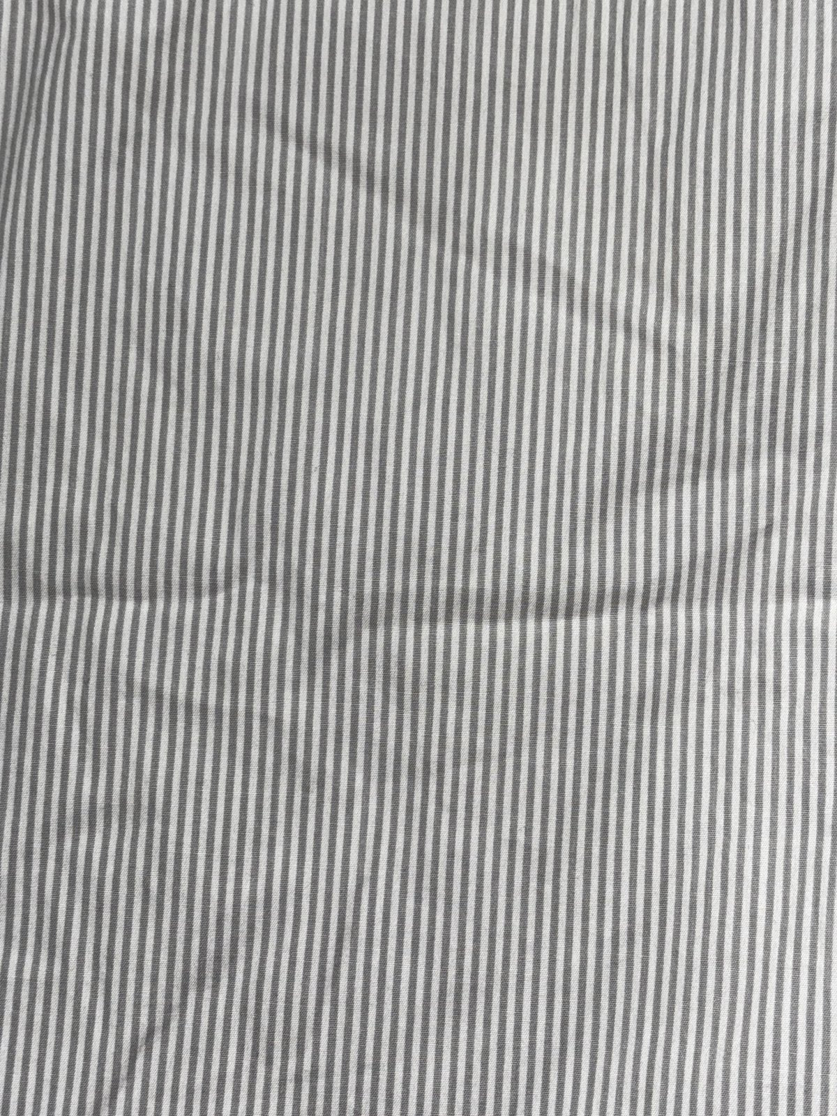 Banana Republic Mens L 16-16 1/2 Gray Striped Long Sleeve Button Up Dress Shirt