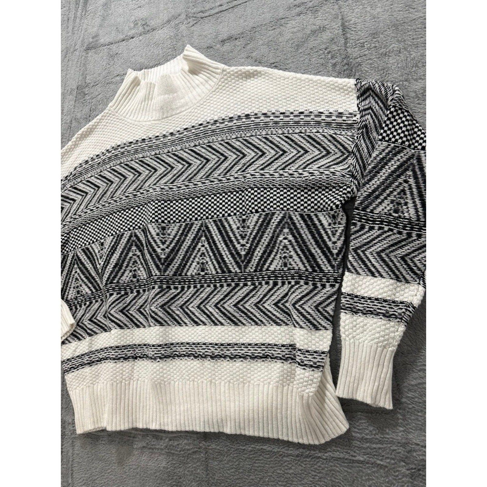 Charter Club Sweater Womens XL Black White Geometric Mock Neck Cozy Knit