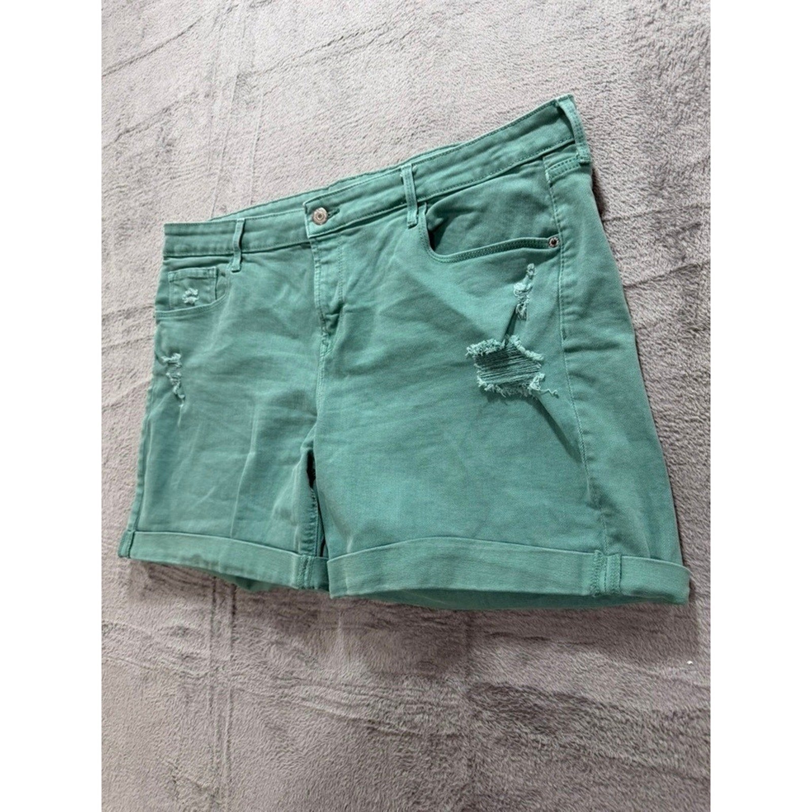 Old Navy Womens Distressed Denim Shorts Seafoam Green Cuffed Size 16 Mid Rise