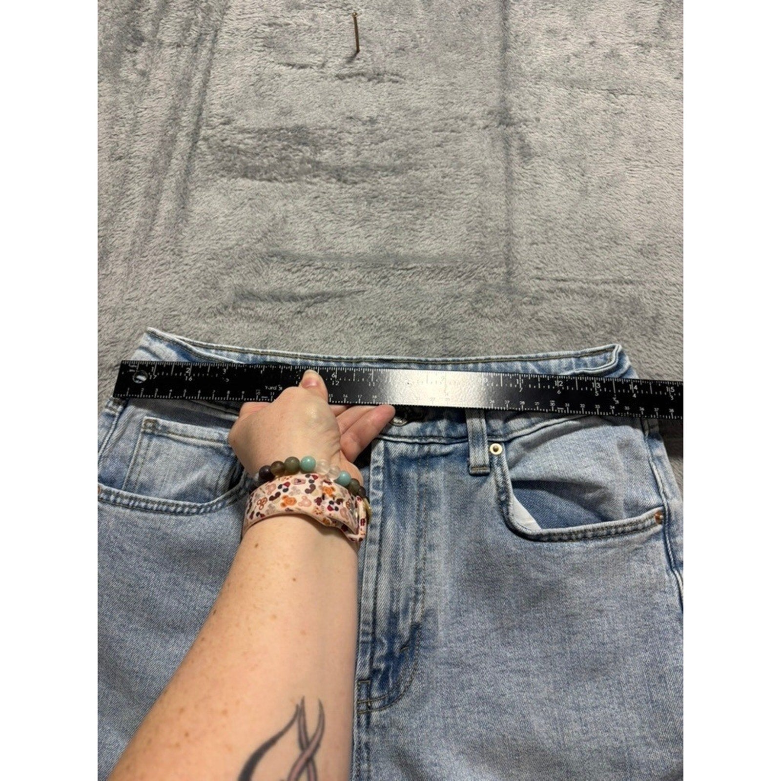 Wild Fable Super High Rise Mom Jeans Womens 8 Light Wash Distressed Raw Hem
