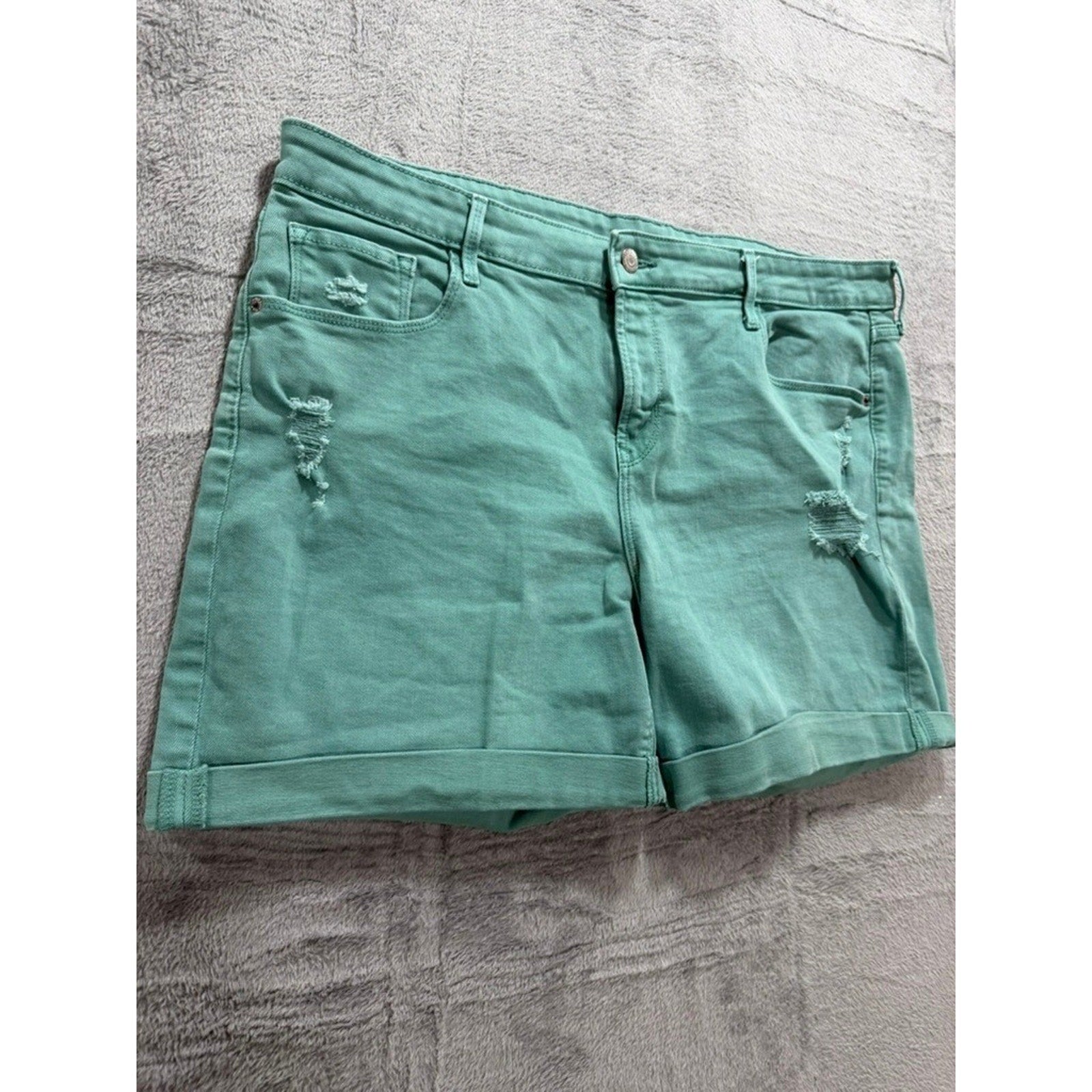 Old Navy Womens Distressed Denim Shorts Seafoam Green Cuffed Size 16 Mid Rise
