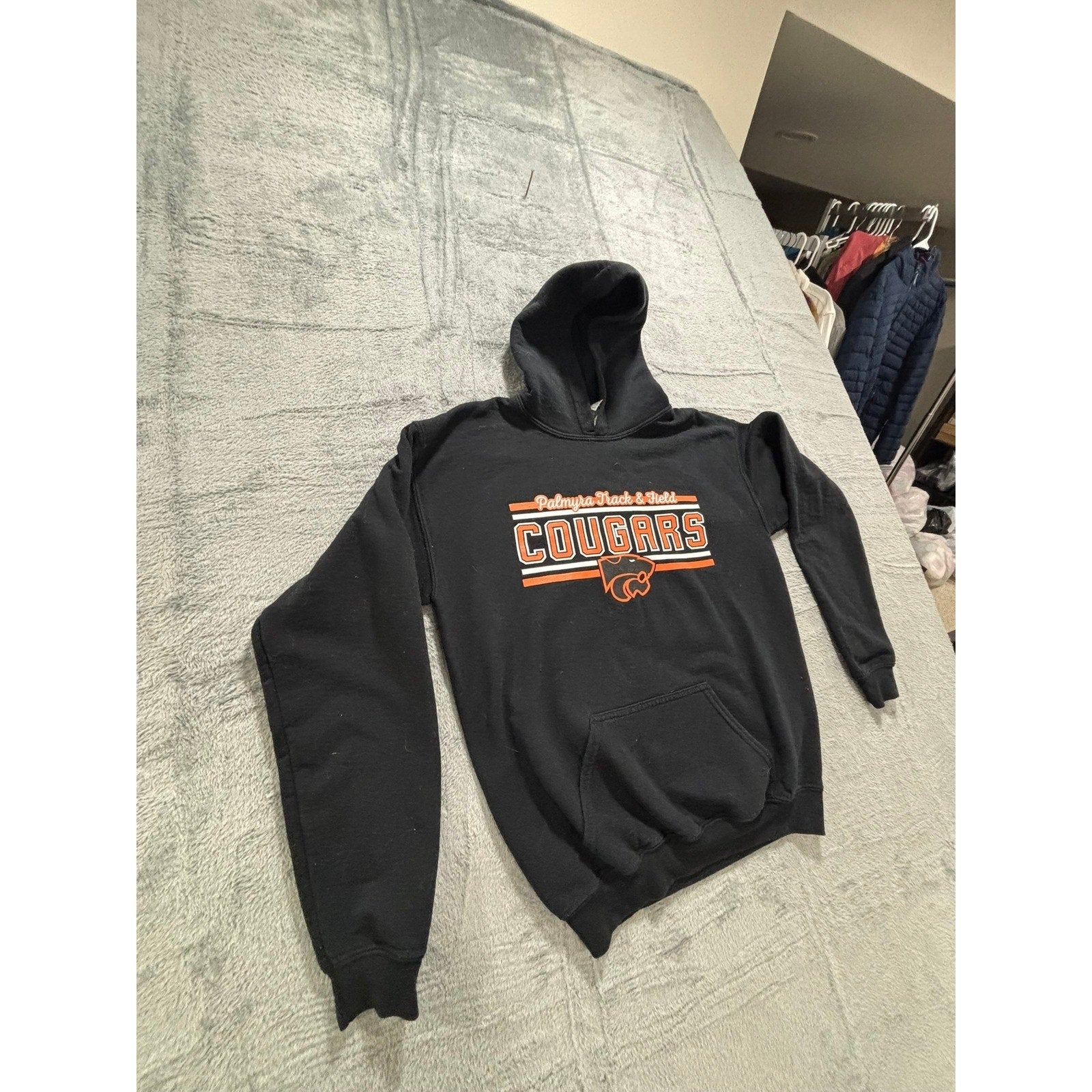 Gildan XL Black Palmyra Track & Field Cougars Hoodie Womens Casual Athleisure