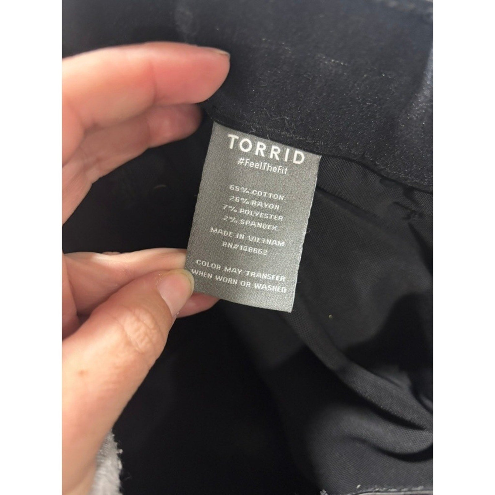 Torrid Bombshell Skinny Black Distressed Ripped Jeans Plus Size 18R High Rise
