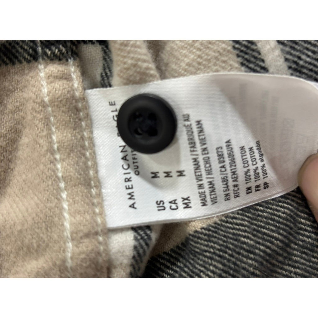 American Eagle M Beige Black Flannel Button Down Shirt Womens Vintage Casual