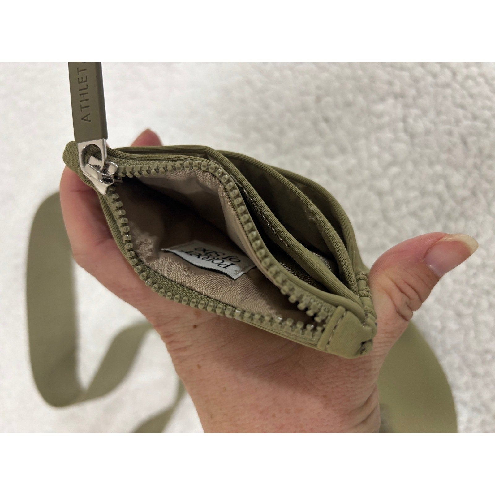 Athleta Olive Green Neoprene Crossbody Belt Bag Sling Fanny Pack Adjustable Hike