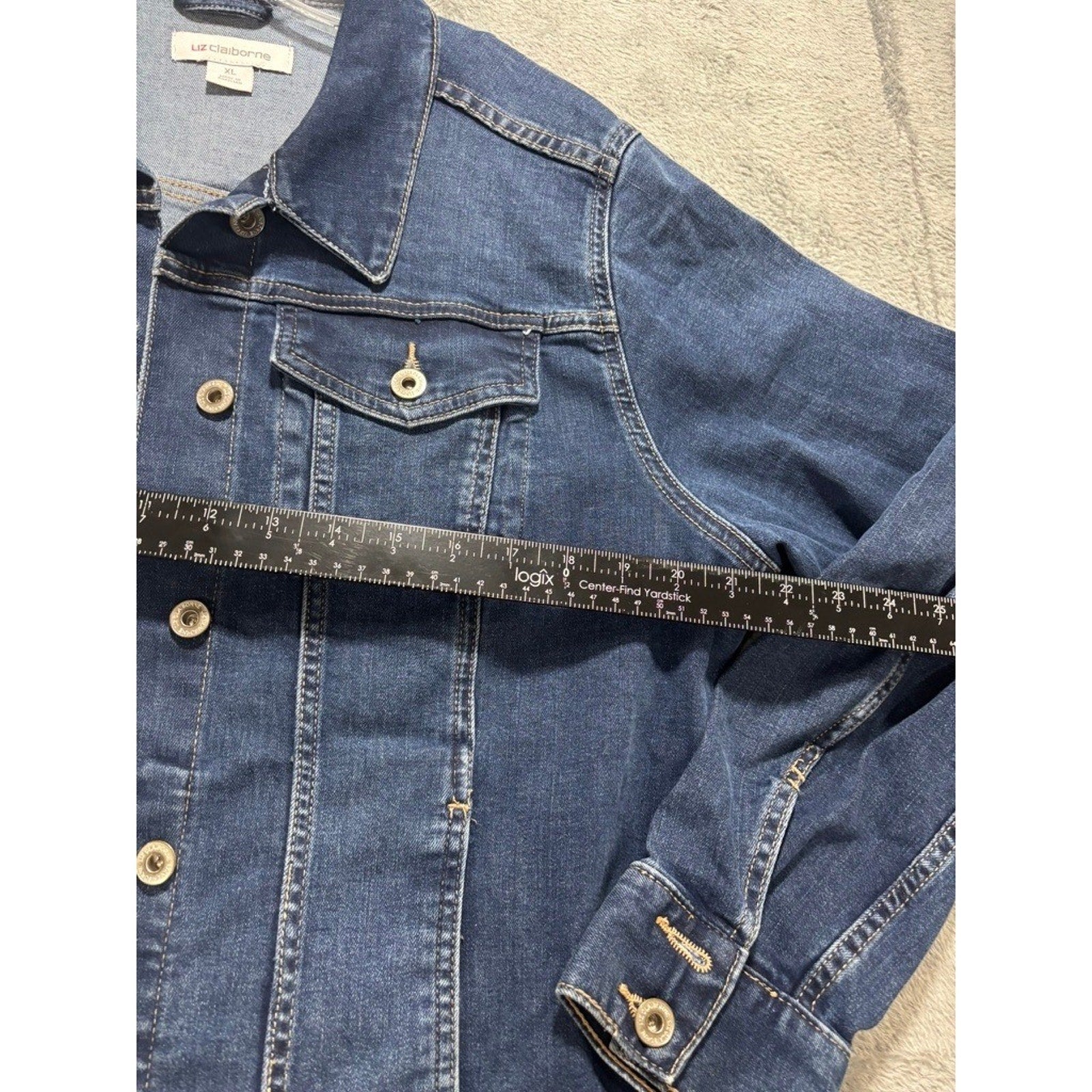 Liz Claiborne Womens XL Blue Denim Trucker Jacket Stretch Medium Wash Button Up