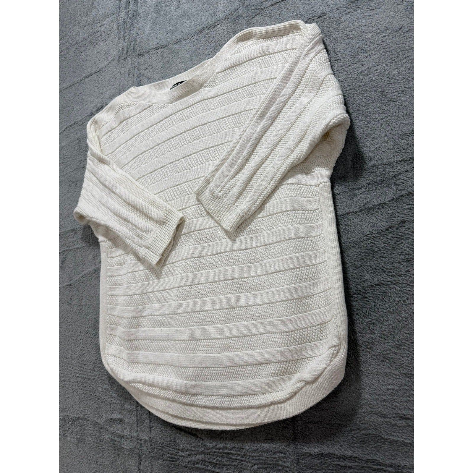 Cable Gauge Sweater Womens M Ivory Ribbed Knit Lightweight Curved Hem Casual