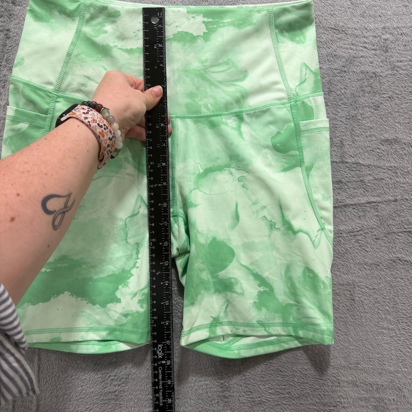 All in Motion L Green Womens Biker Shorts Athleisure Casual Marble Print Pocket