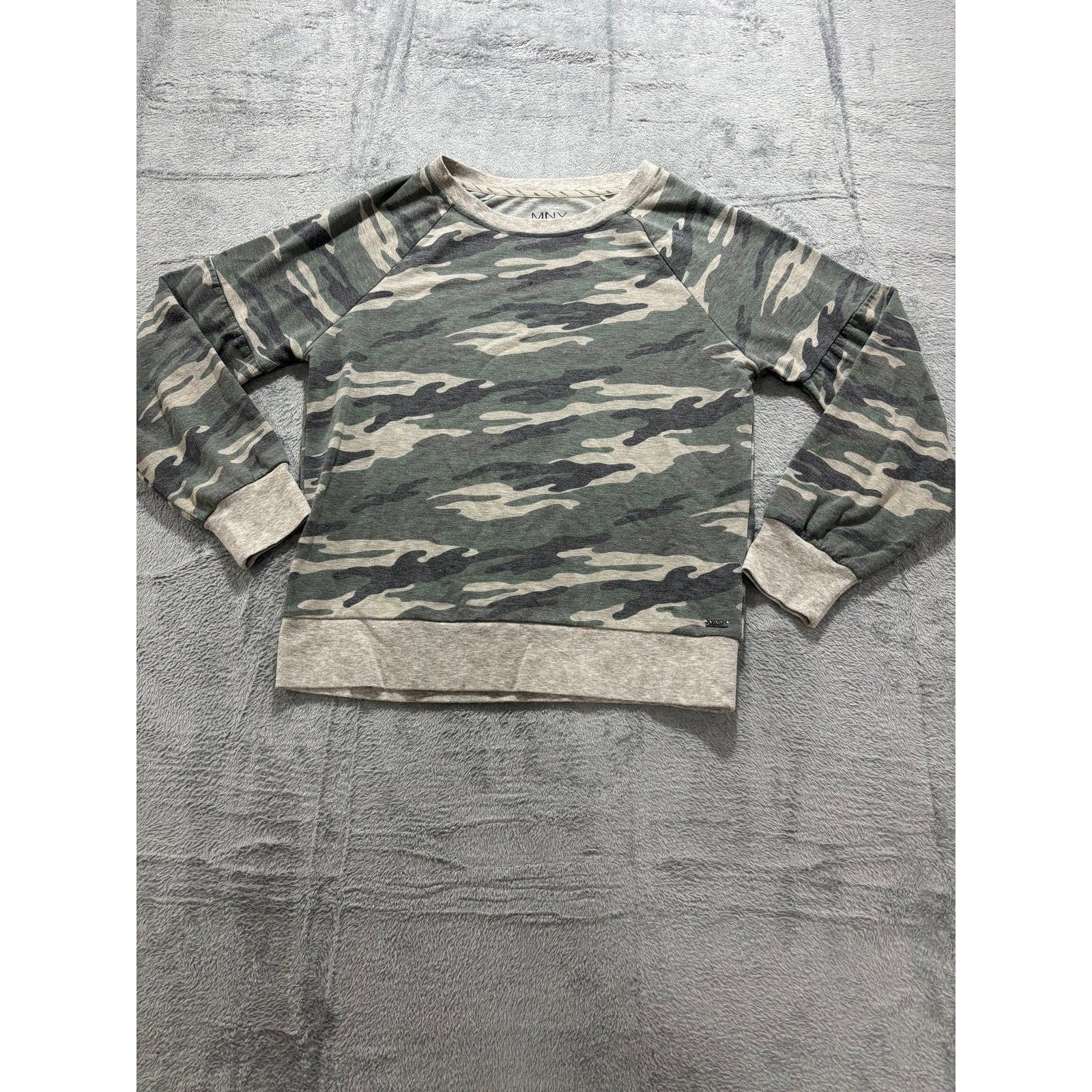 Marc New York Performance Womens M Green Camo Sweatshirt Casual Athleisure