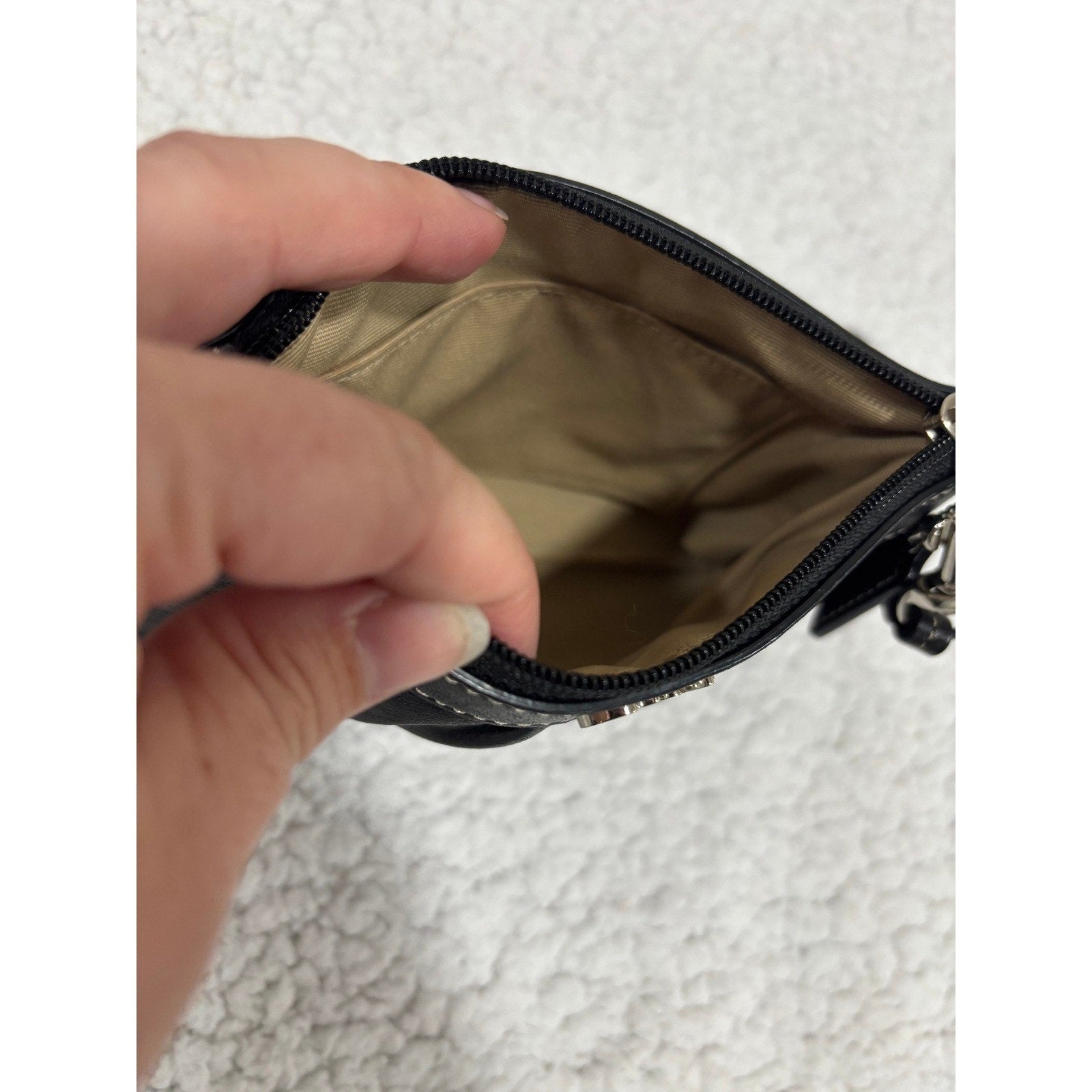 Coach Black Leather Wristlet Pouch Clutch Zip Wallet Wrist Strap Gold Hardware